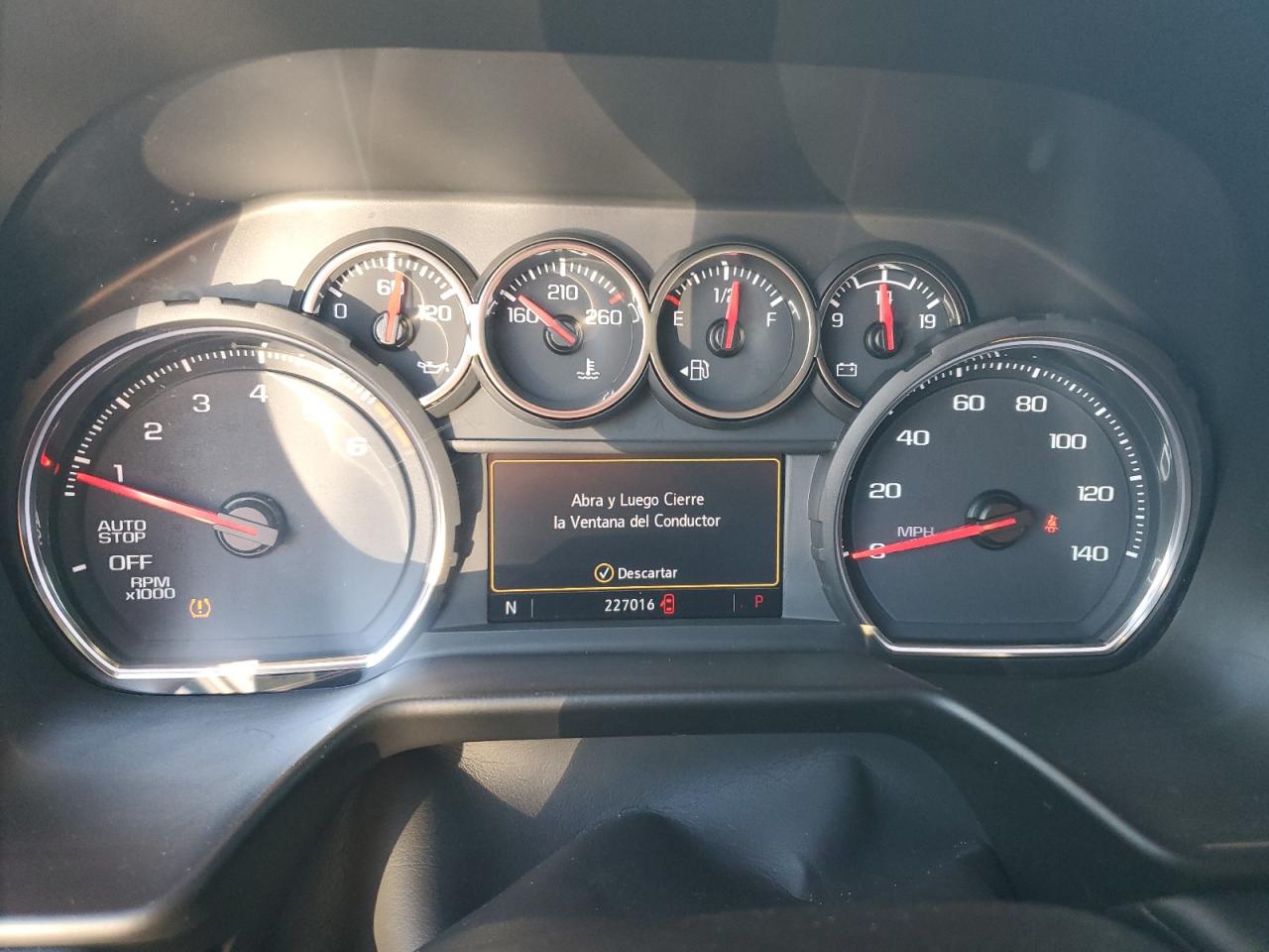 CHEVROLET SUBURBAN C1500 LT