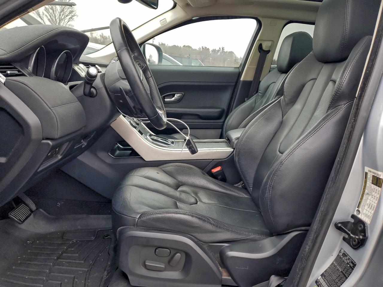 LAND ROVER RANGE ROVER PURE PREMIUM