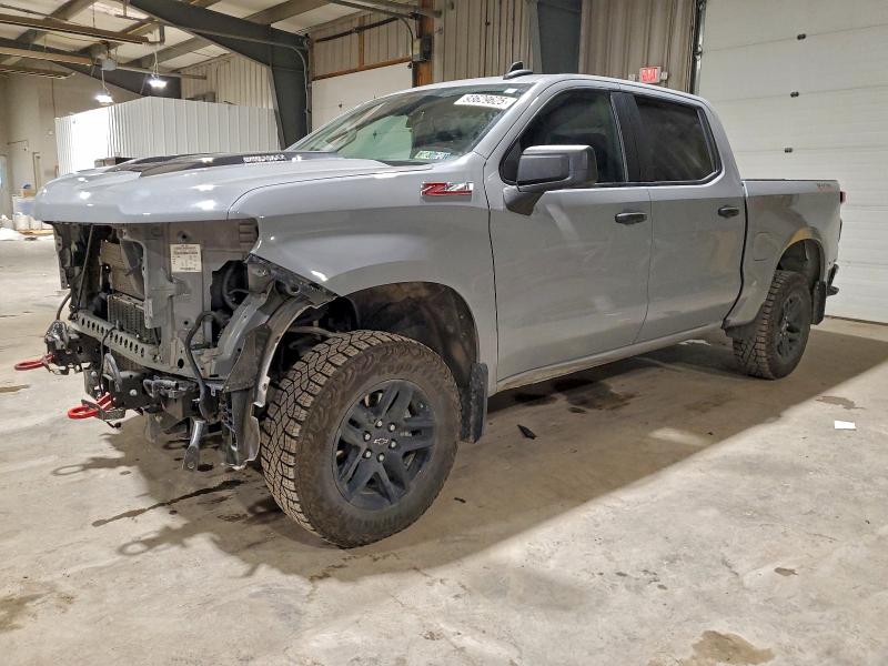 Global Auto Auctions: 2025 CHEVROLET SILVERADO