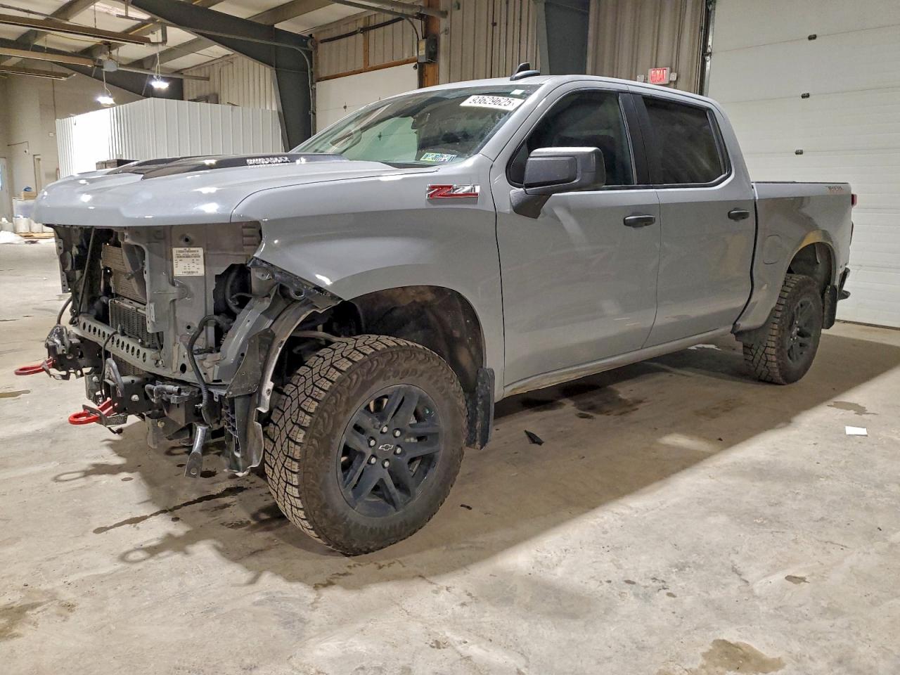 CHEVROLET SILVERADO K1500 TRAIL BOSS CUSTOM