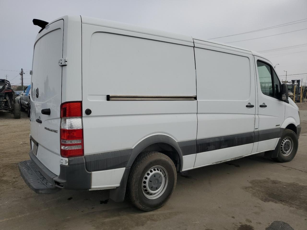 MERCEDES-BENZ SPRINTER 2500