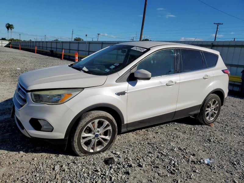 2017 FORD ESCAPE SE - 1FMCU0GD7HUC24523