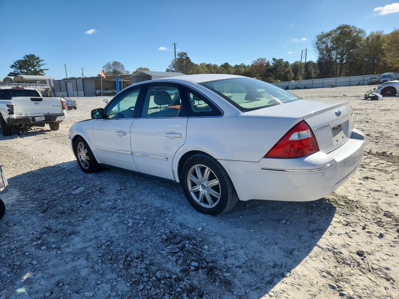 Lot #3290262219 2005 FORD FIVE HUNDR