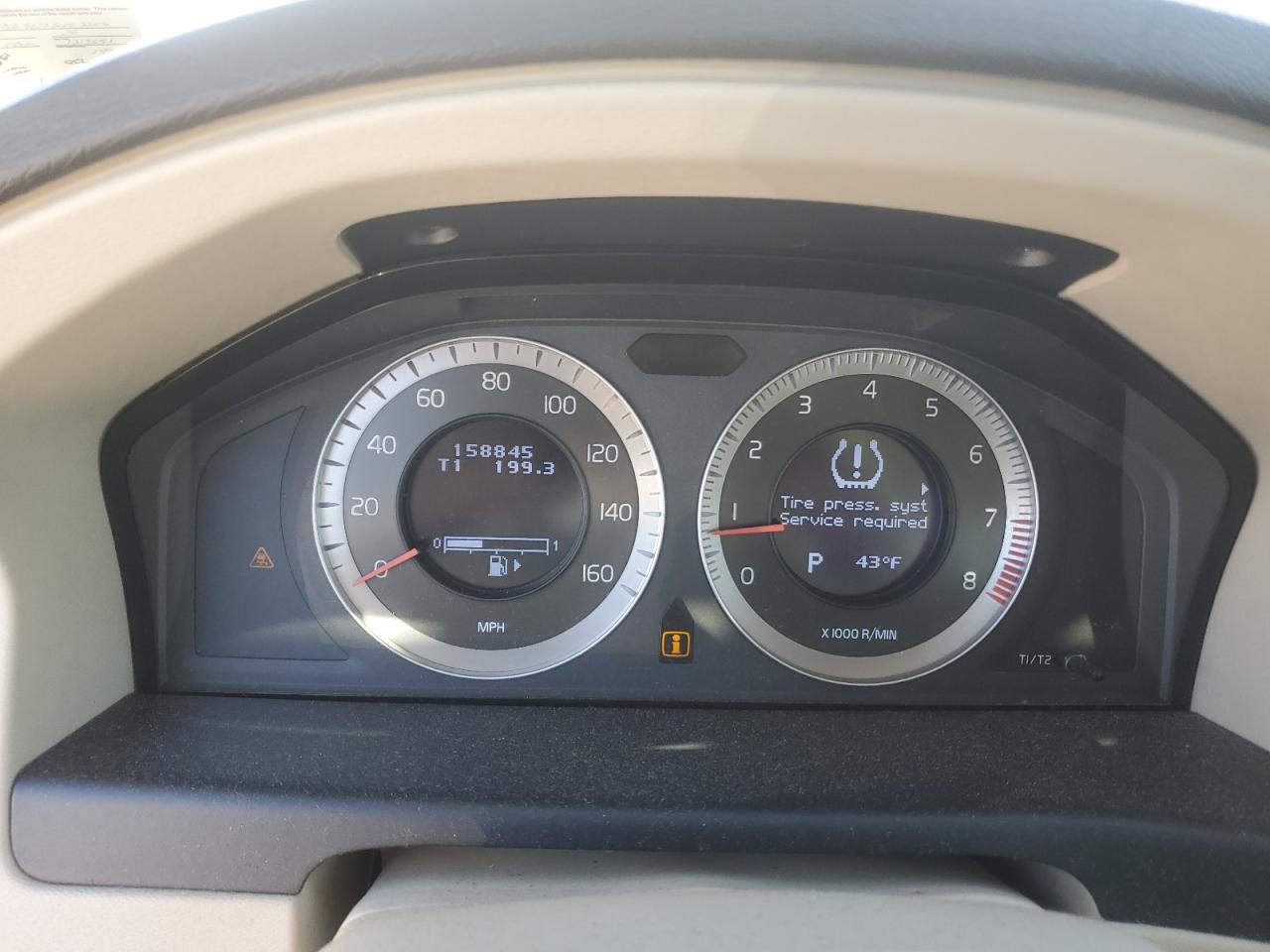 Lot #3297163508 2009 VOLVO XC70 3.2