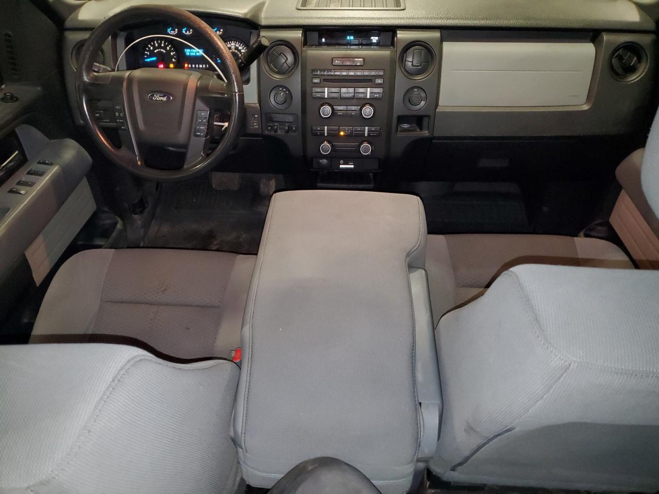 FORD F-150 SUPER CAB