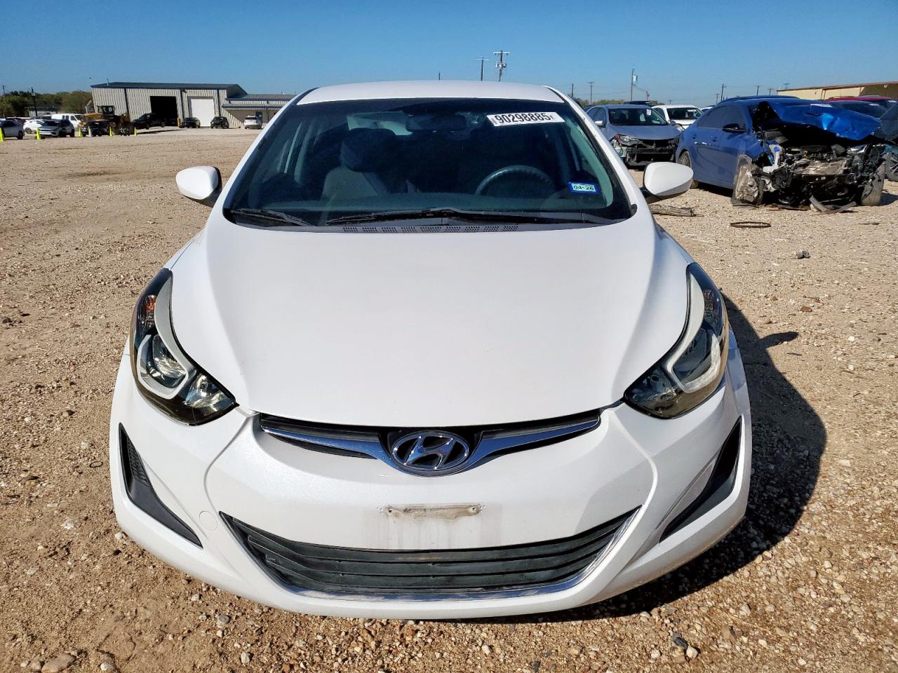 HYUNDAI ELANTRA SE
