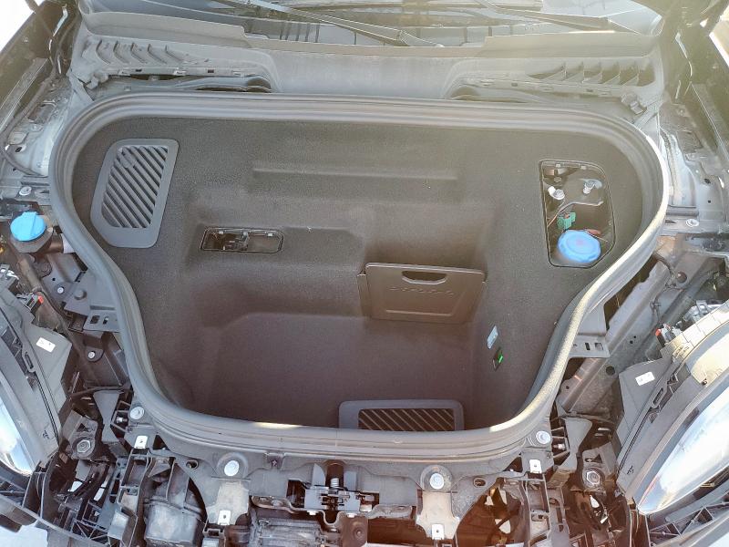 2025 PORSCHE MACAN #3282555923