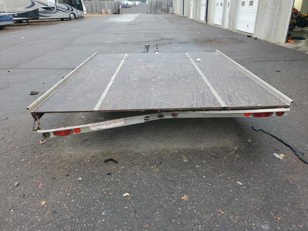 Lot #3302691001 2002 NEWMANS TRAILER