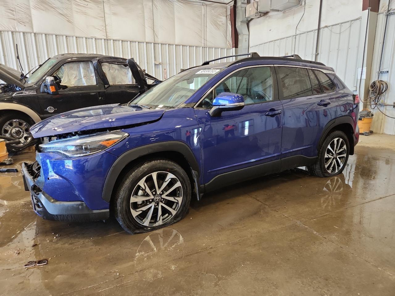 TOYOTA COROLLA CROSS XLE