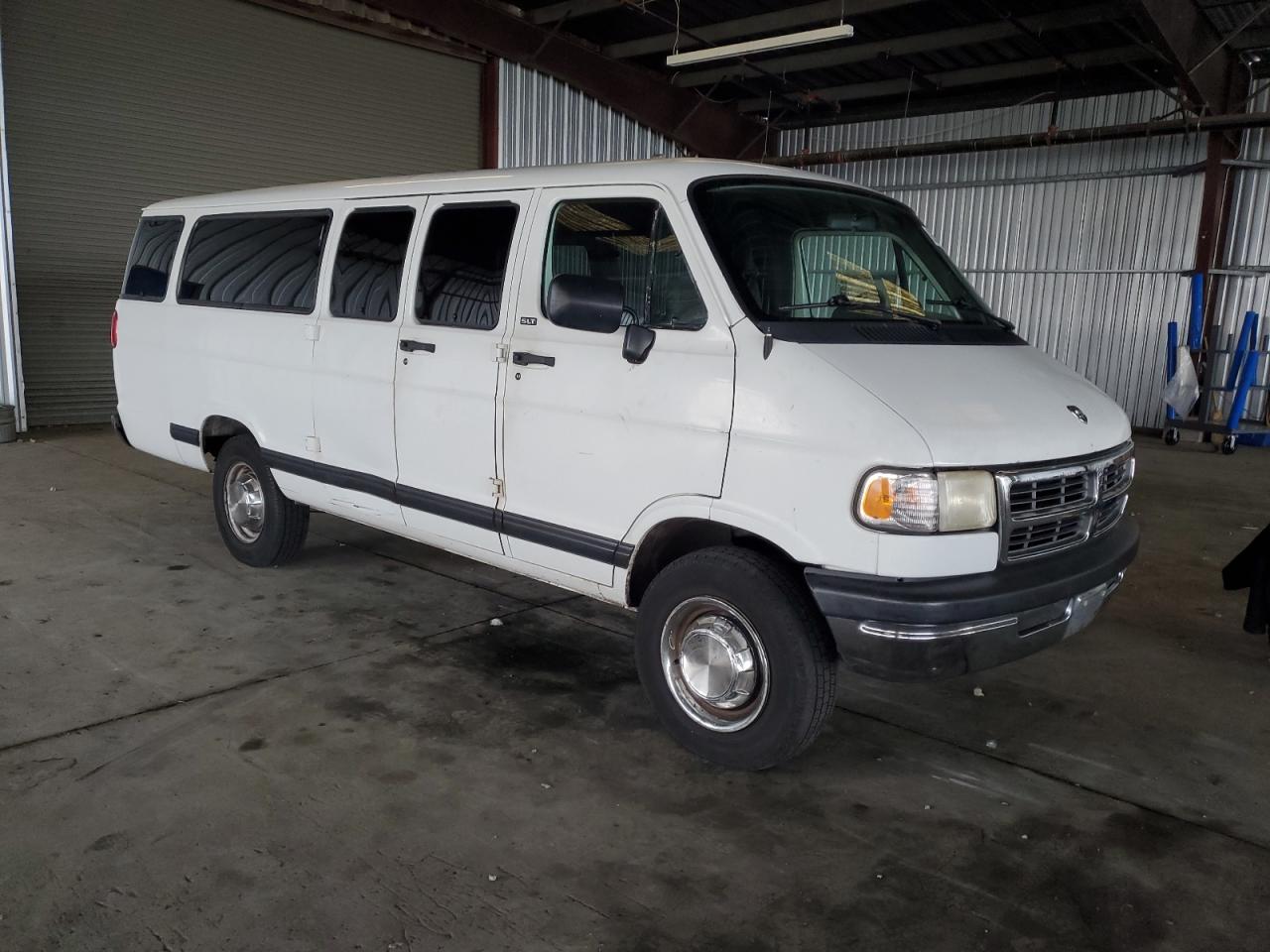 Lot #3285807687 1996 DODGE RAM WAGON