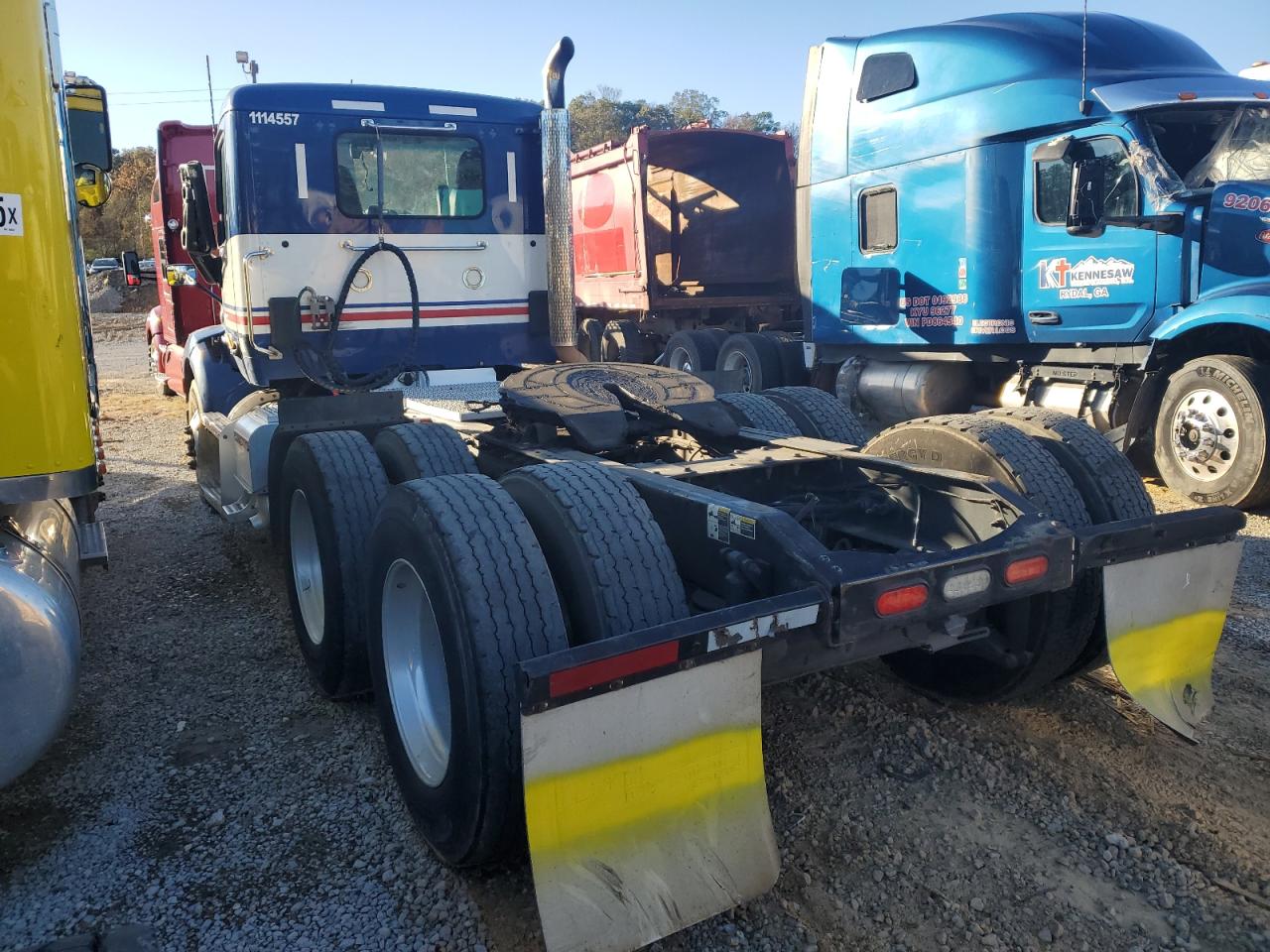 Lot #3296310430 2018 PETERBILT TRACTOR 579