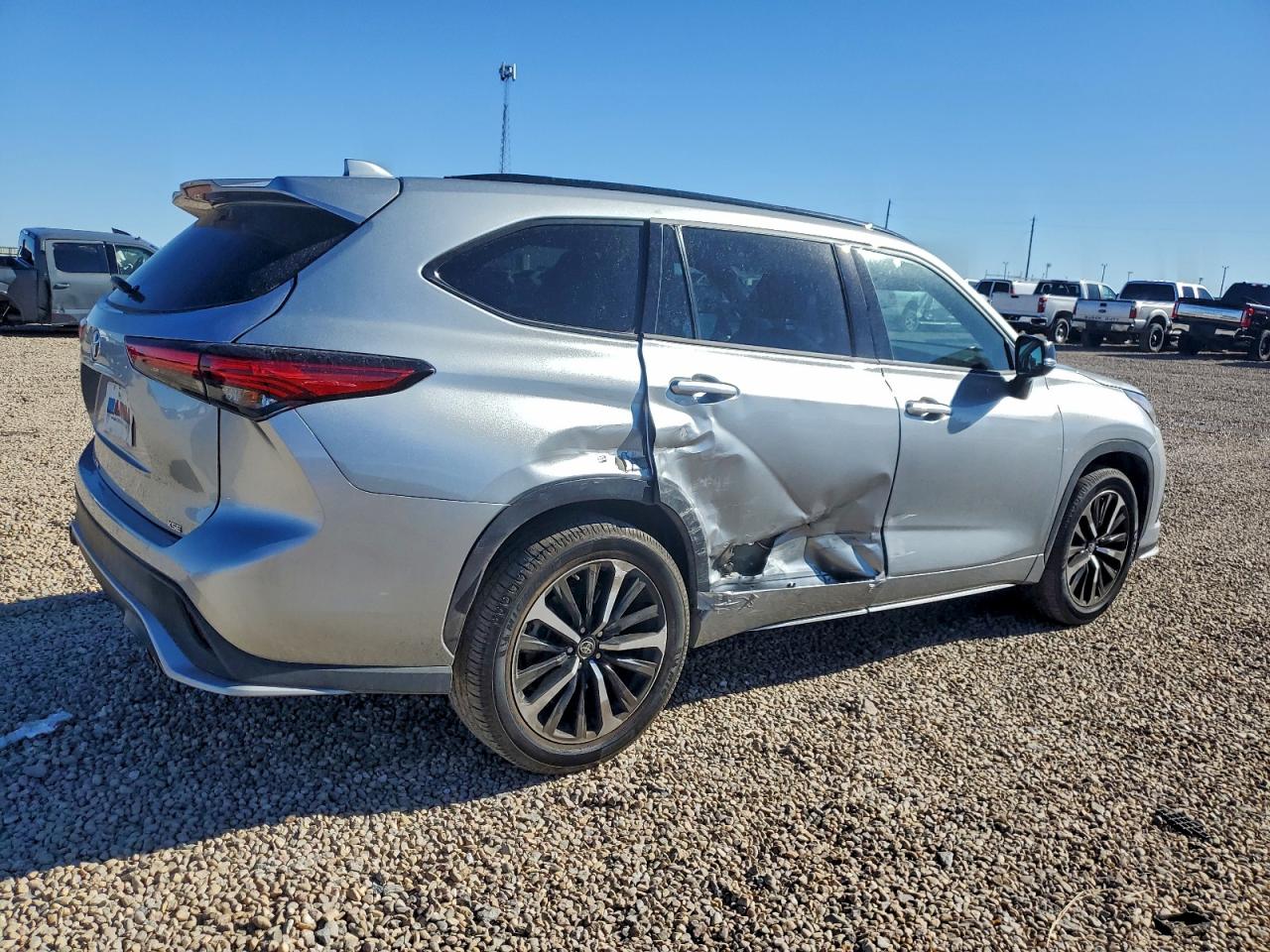 TOYOTA HIGHLANDER XSE