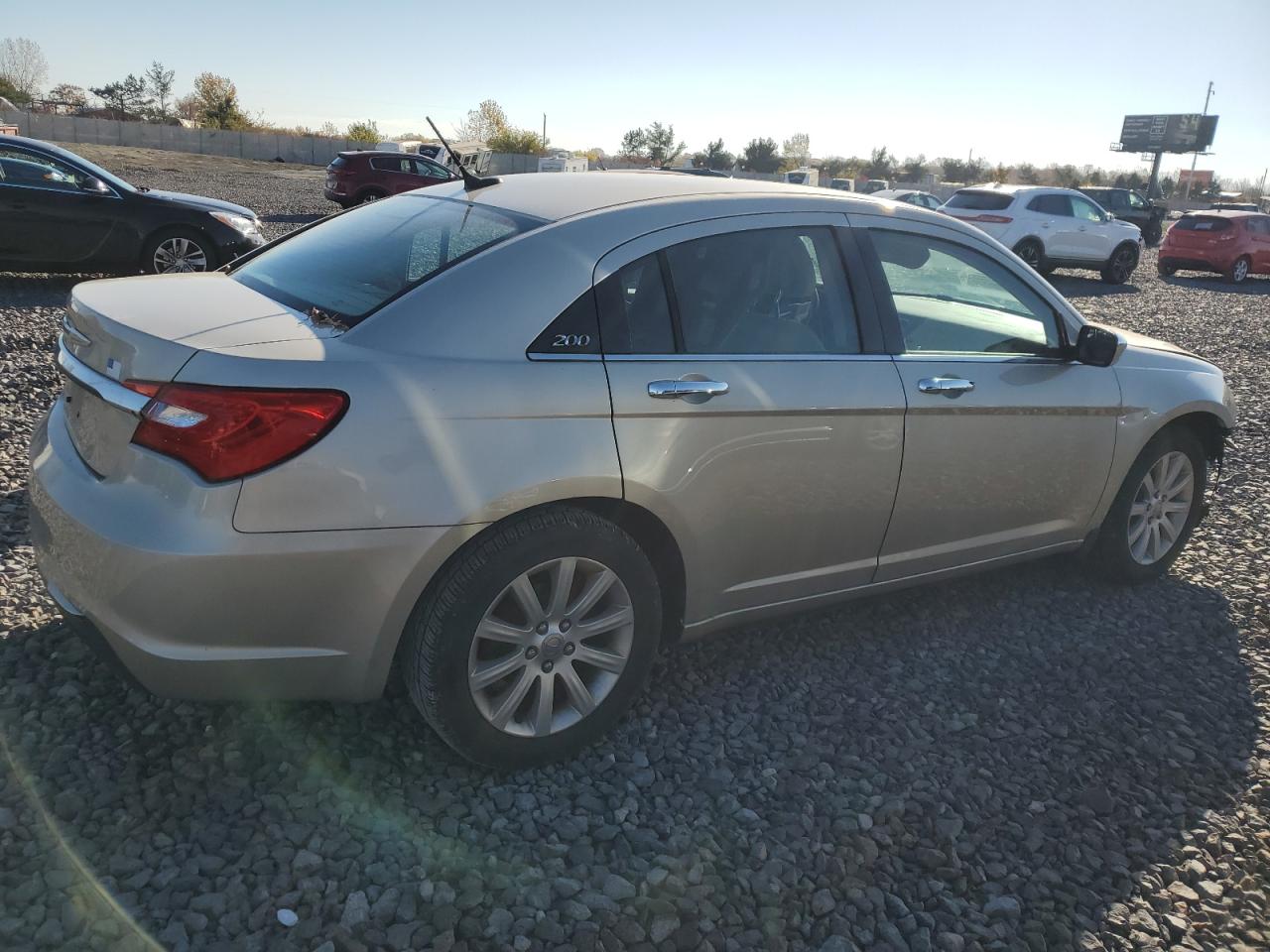 CHRYSLER 200 LIMITED