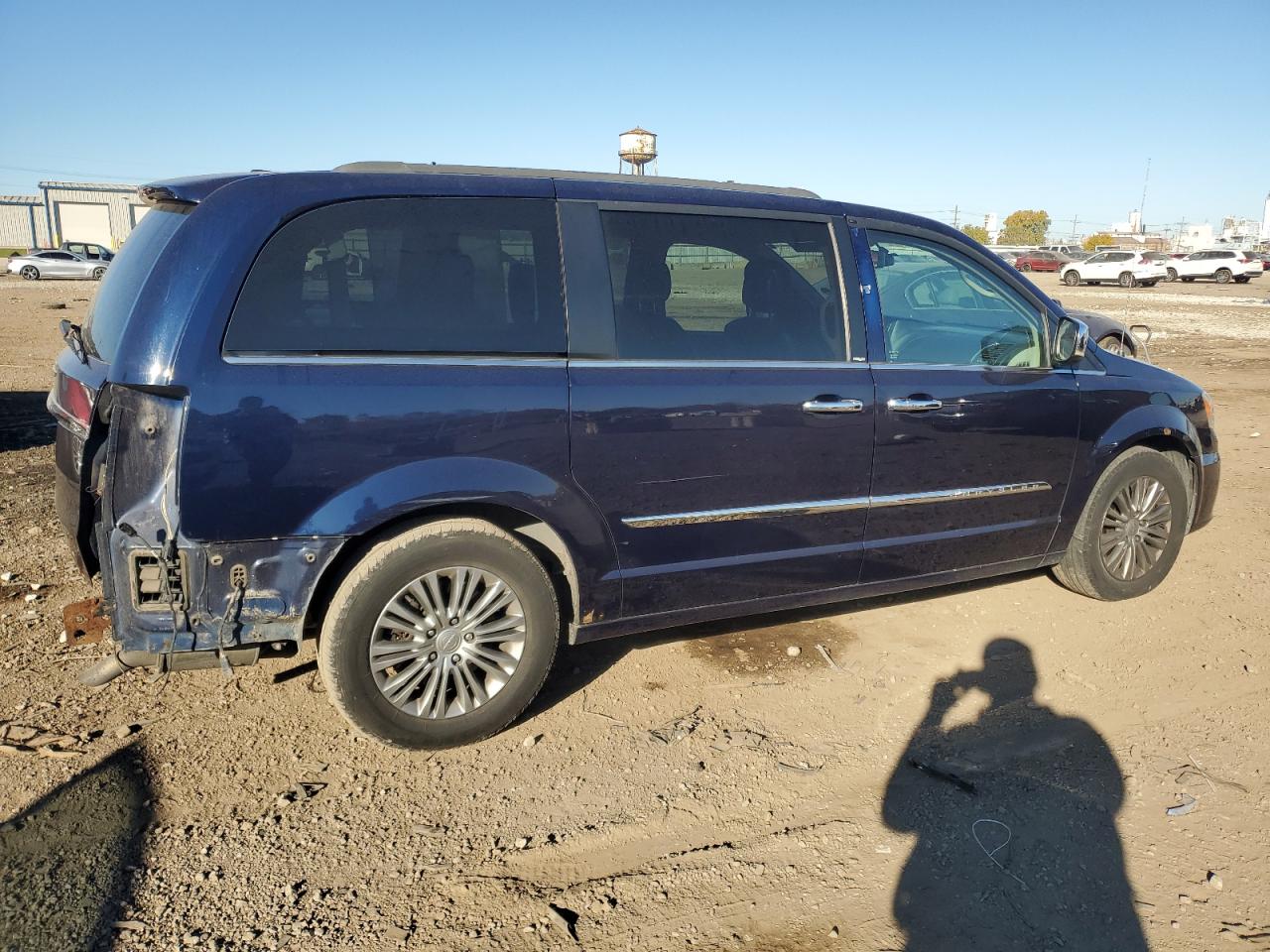 CHRYSLER TOWN & COUNTRY TOURING L