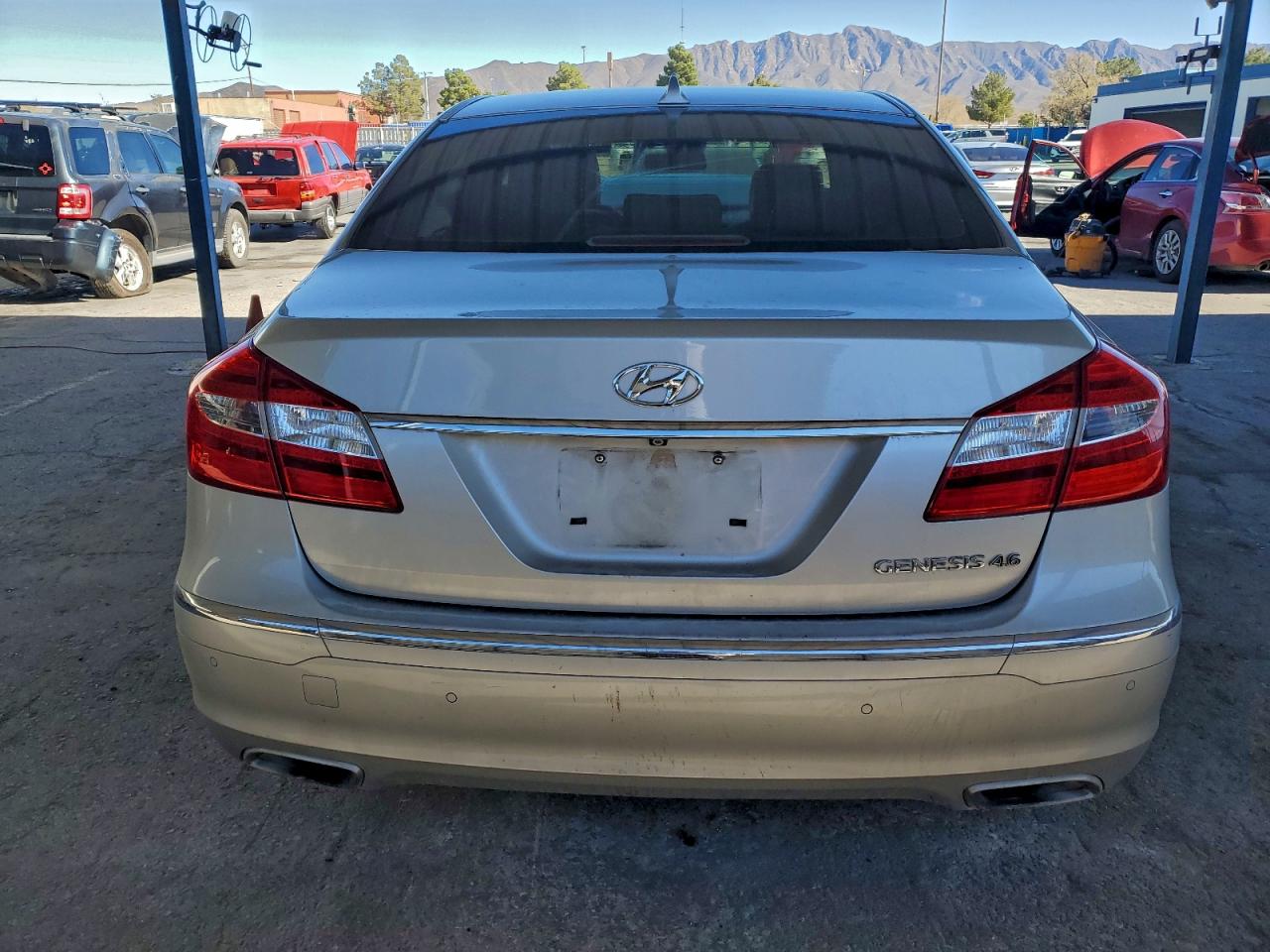 HYUNDAI GENESIS 4.6L
