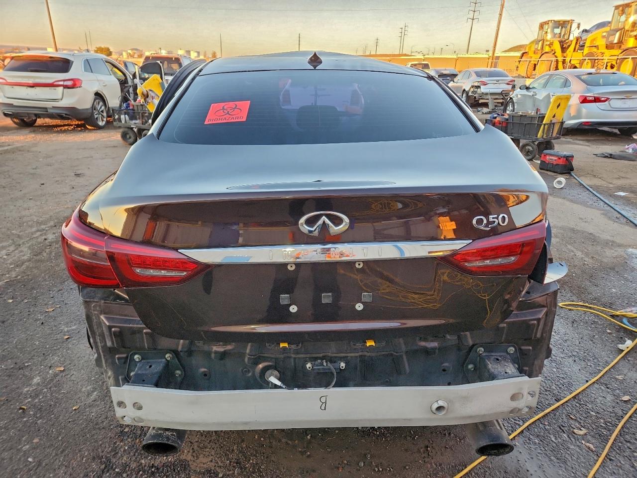 INFINITI Q50 LUXE