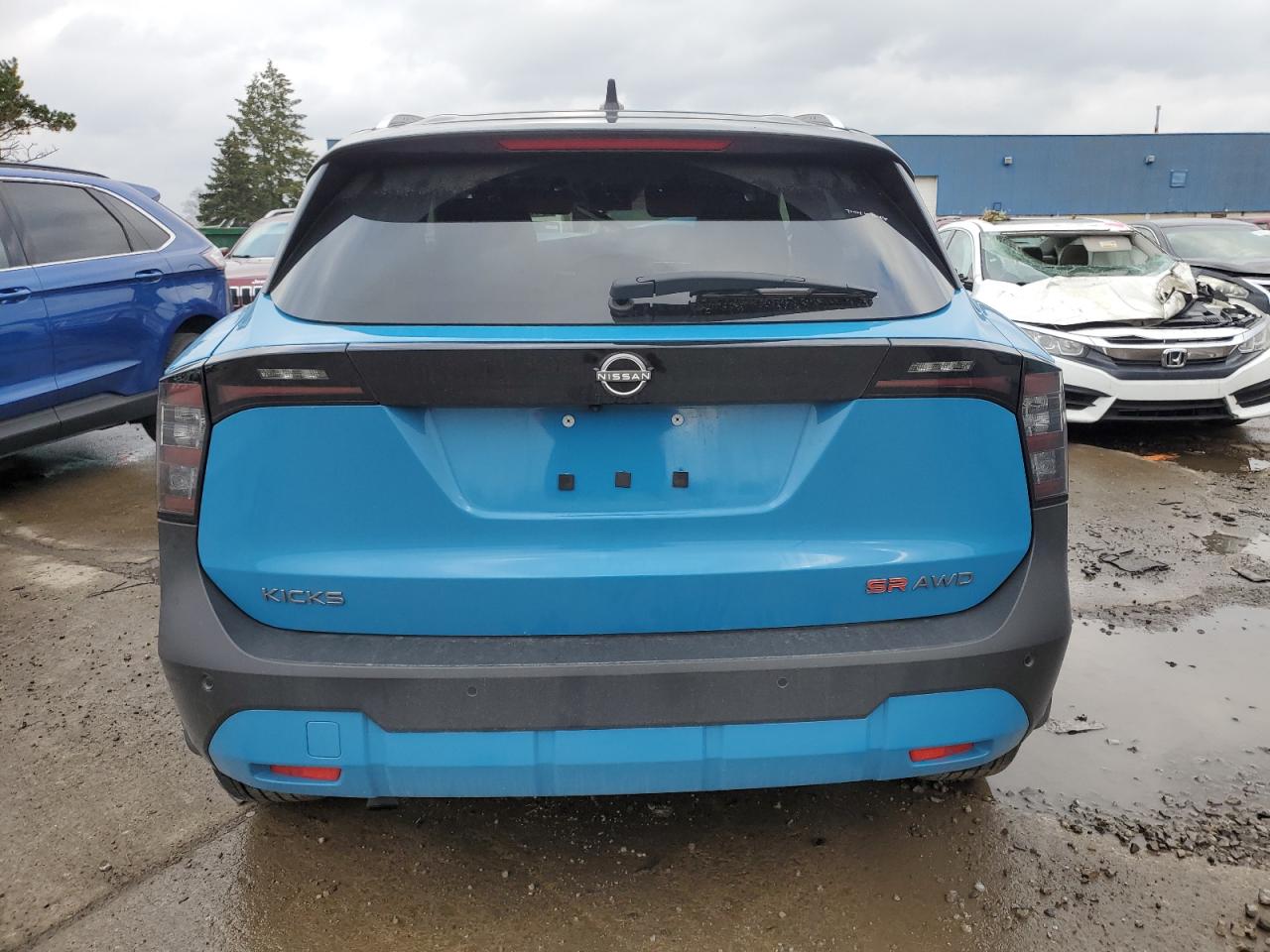 NISSAN KICKS SR
