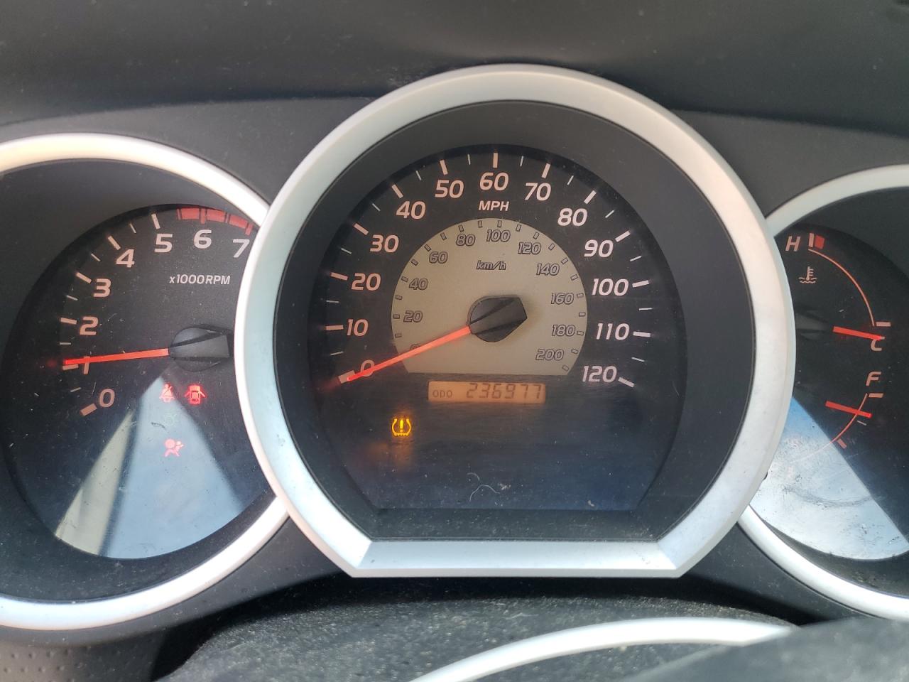 TOYOTA TACOMA DOUBLE CAB