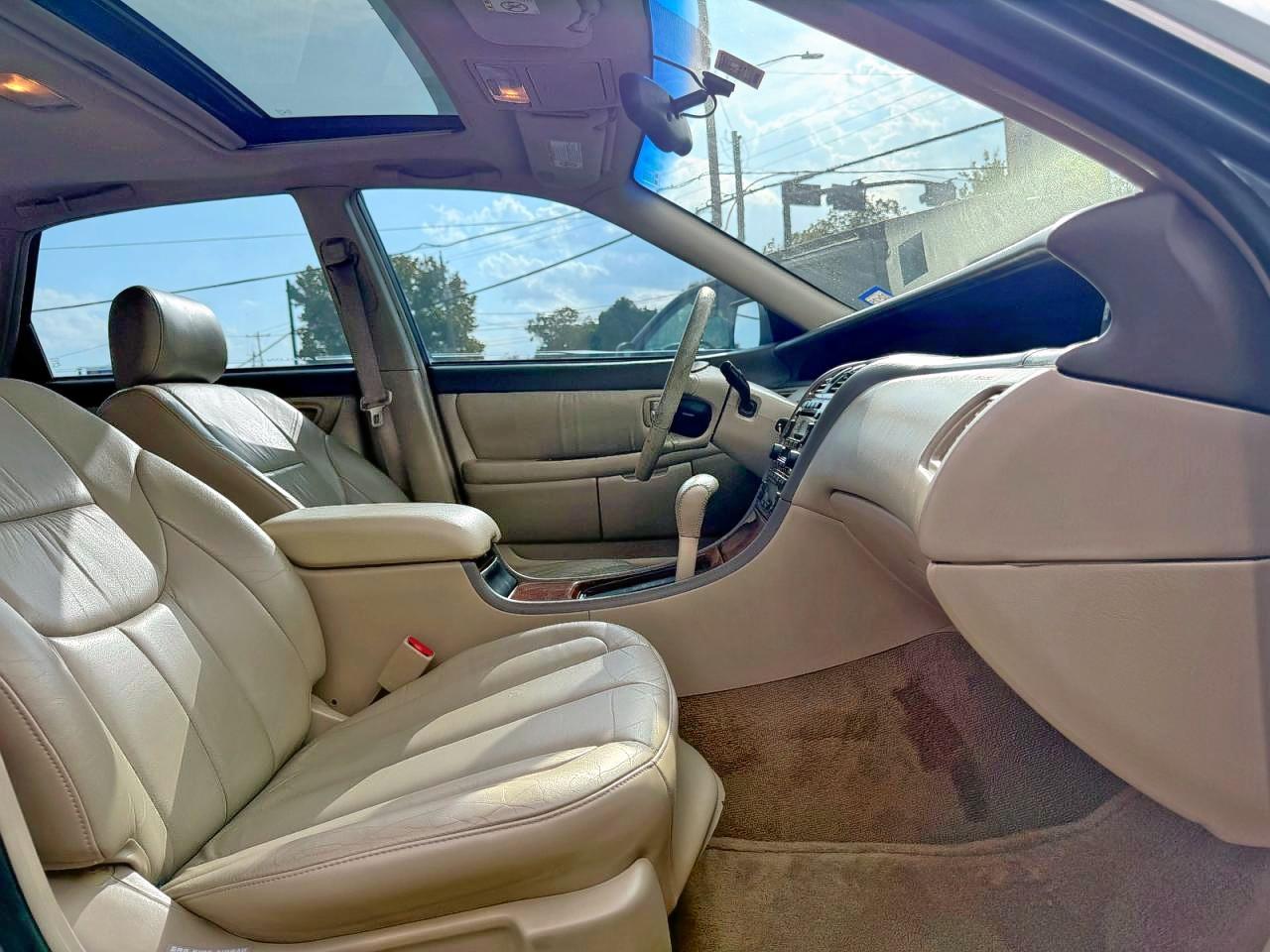 Lot #3279488283 2001 TOYOTA AVALON XL