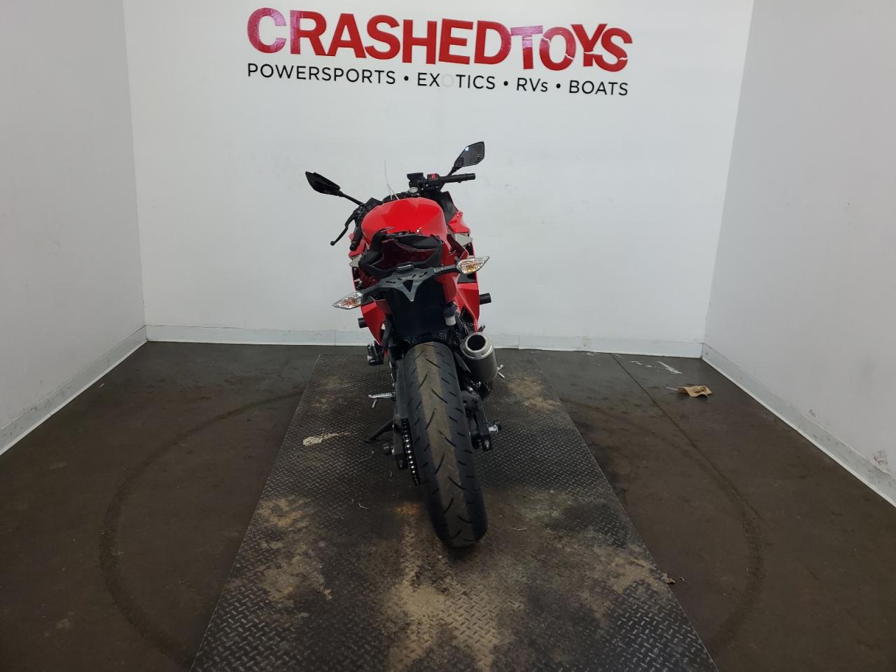 Lot #3302092118 2021 KAWASAKI EX400