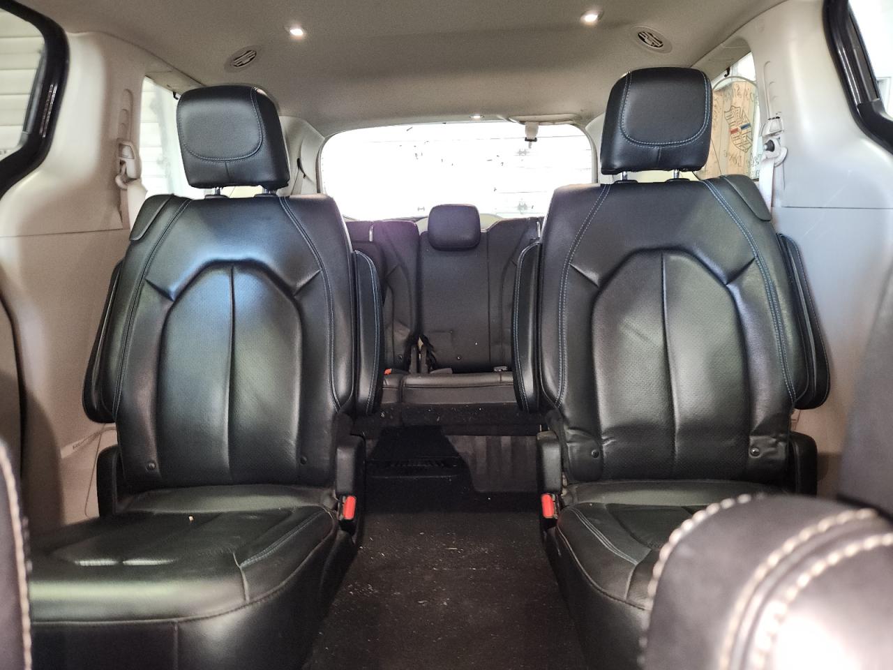 CHRYSLER PACIFICA TOURING L