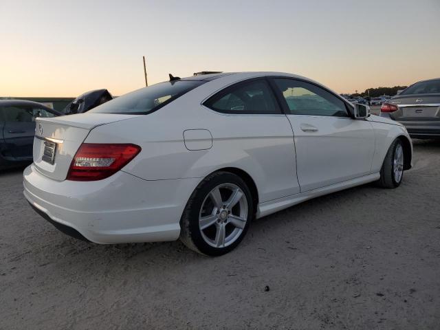 2013 MERCEDES-BENZ C 250 - WDDGJ4HB7DG003649
