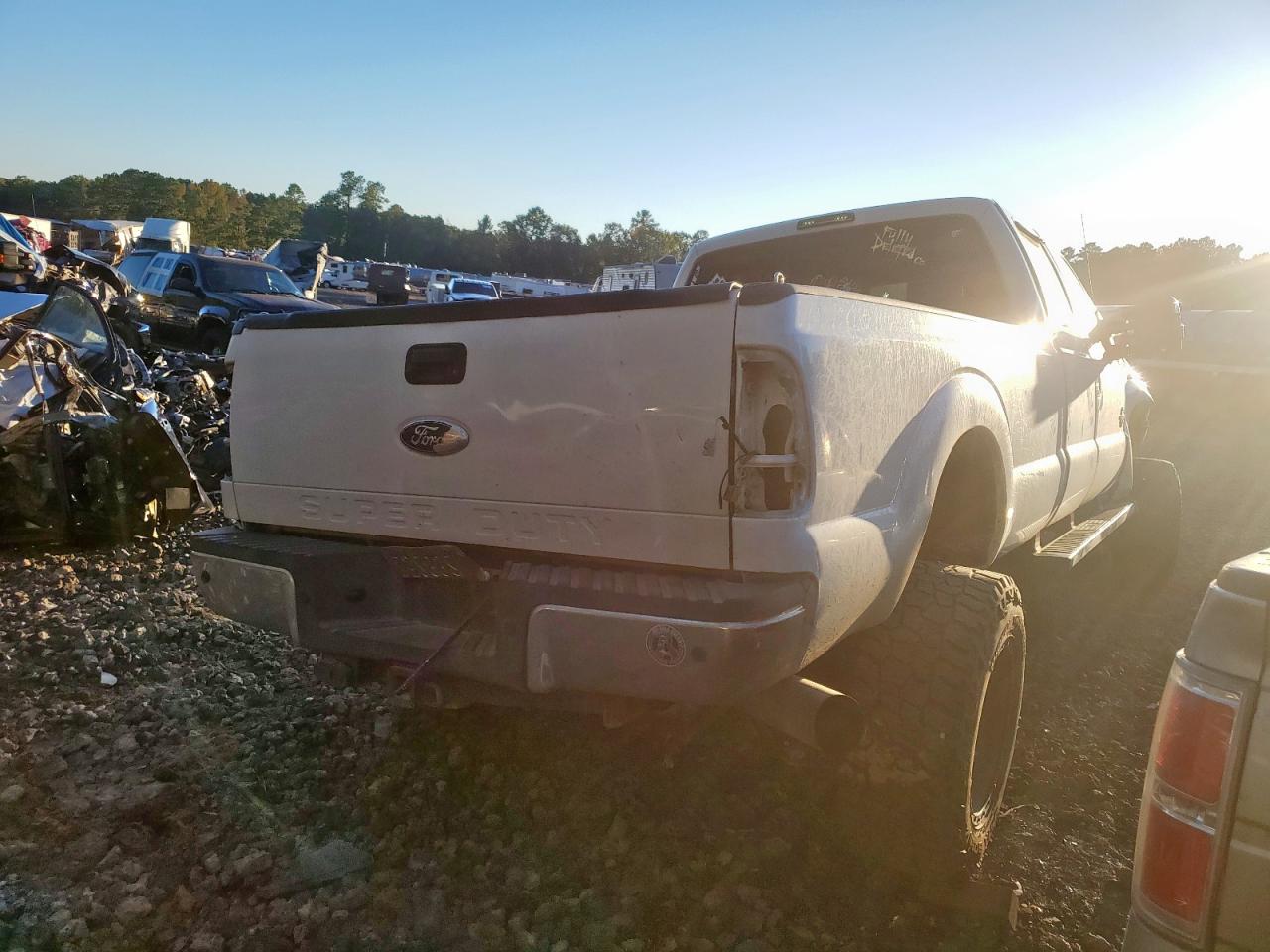 FORD F-350 SUPER DUTY