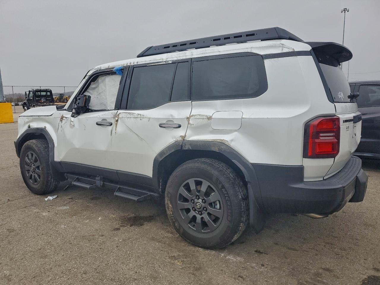 TOYOTA LAND CRUISER BASE