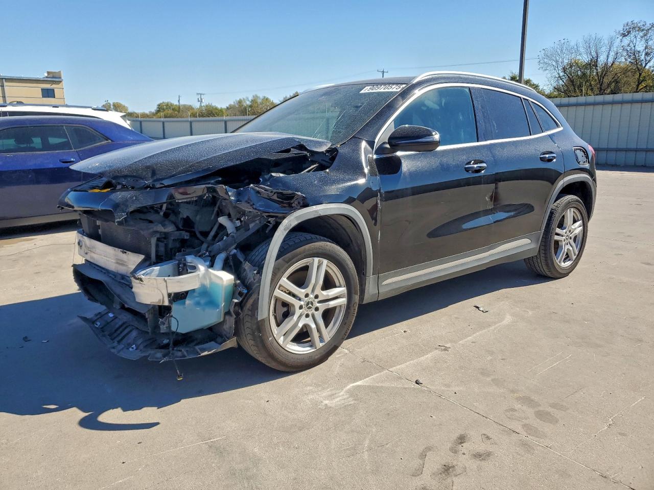 MERCEDES-BENZ GLA-CLASS 250