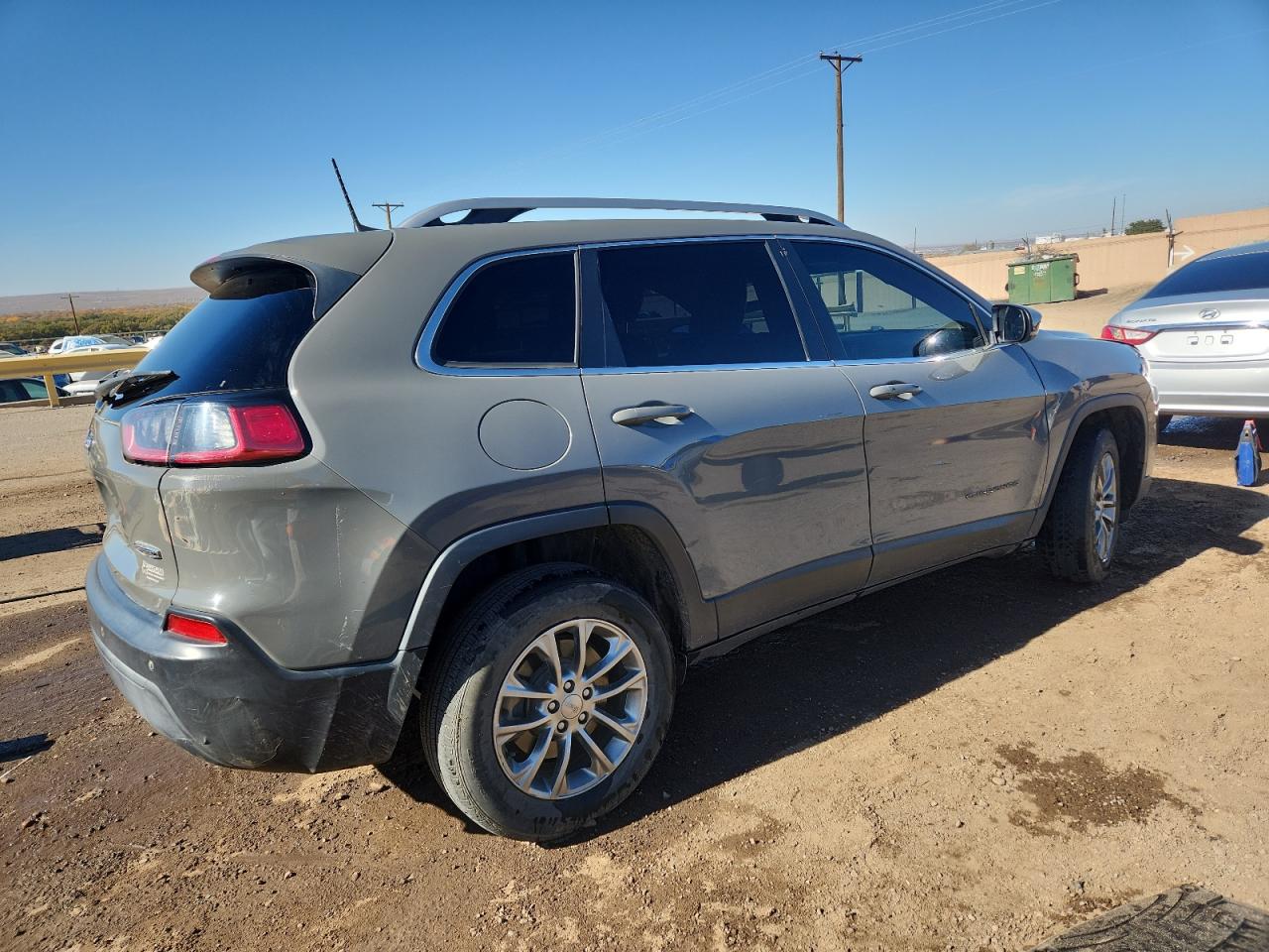 JEEP GRAND CHEROKEE LATITUDE PLUS