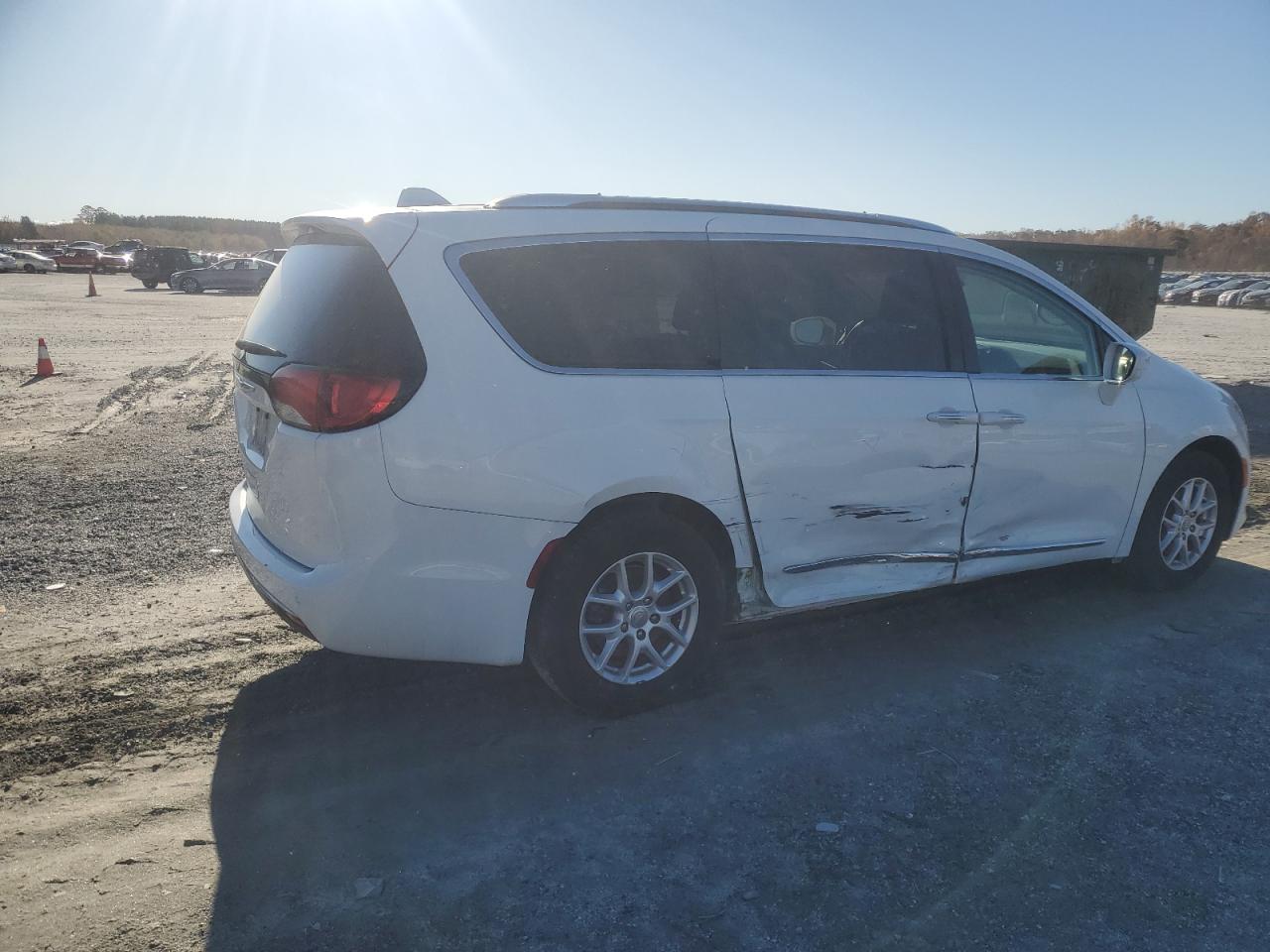 CHRYSLER PACIFICA TOURING L