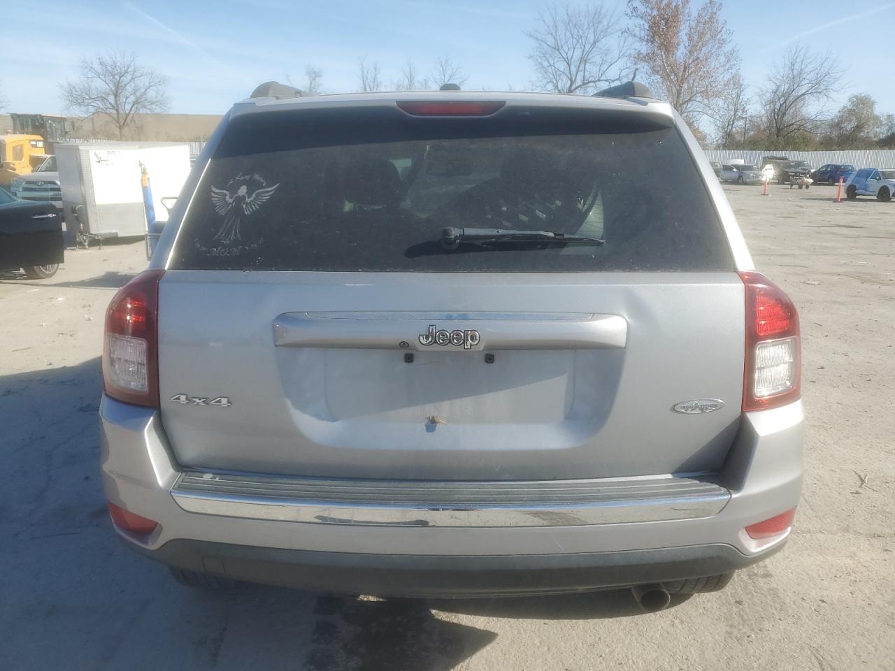 JEEP COMPASS LATITUDE