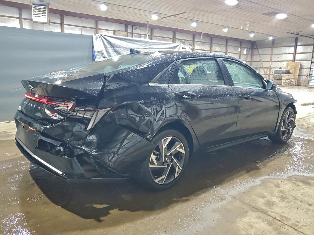 HYUNDAI ELANTRA LIMITED