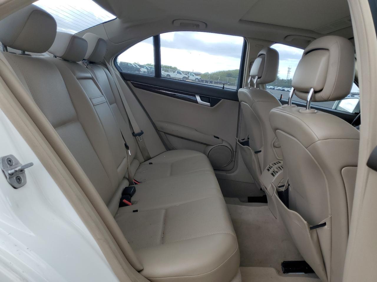 MERCEDES-BENZ C-CLASS 250