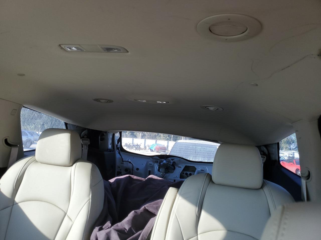 BUICK ENCLAVE ESSENCE