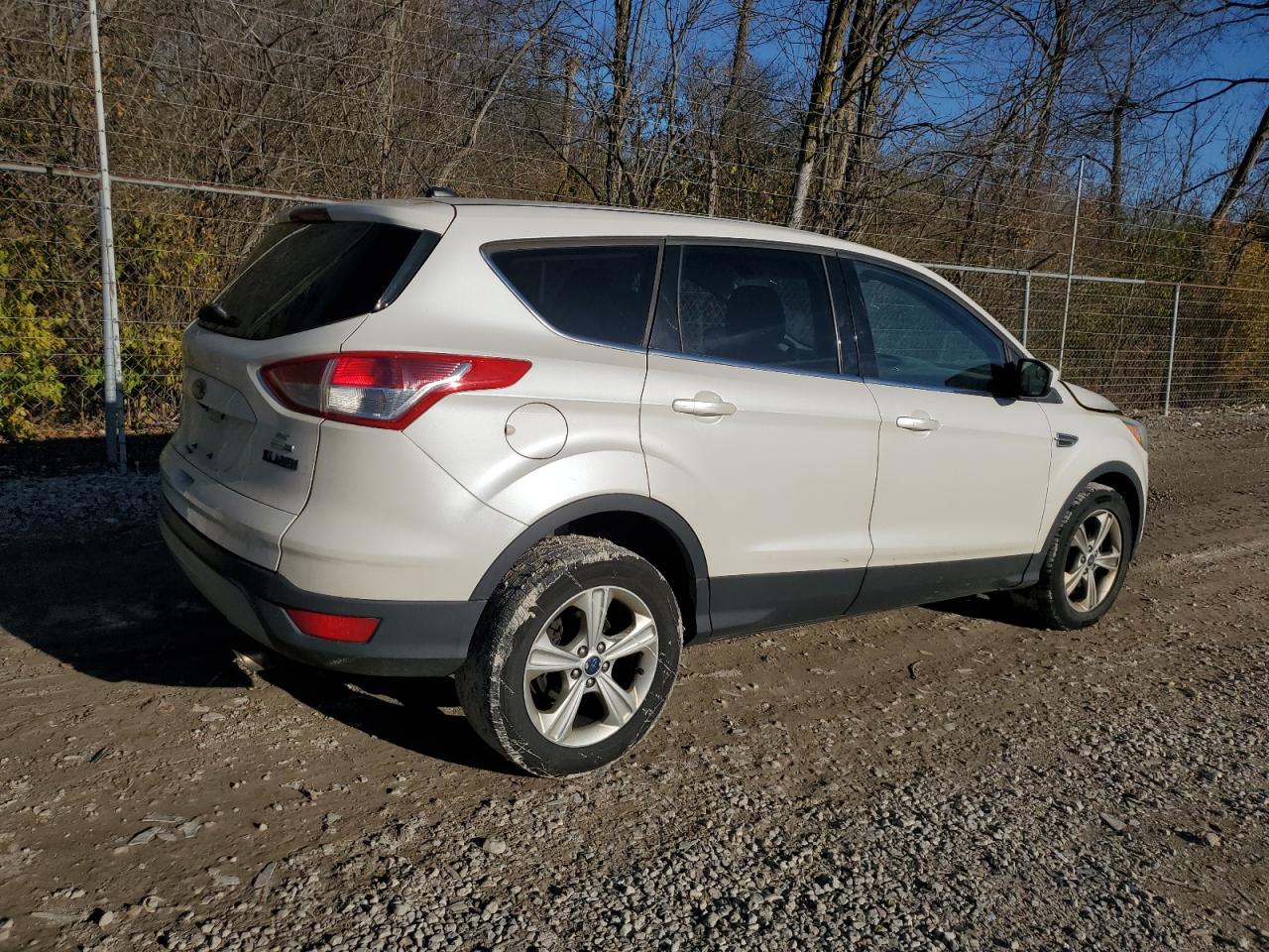 FORD ESCAPE SE