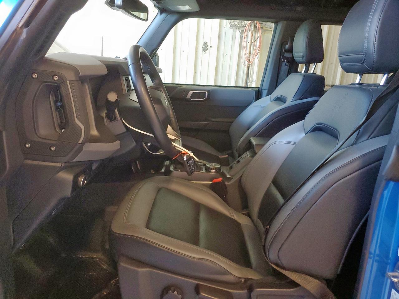 FORD BRONCO BLACK DIAMOND