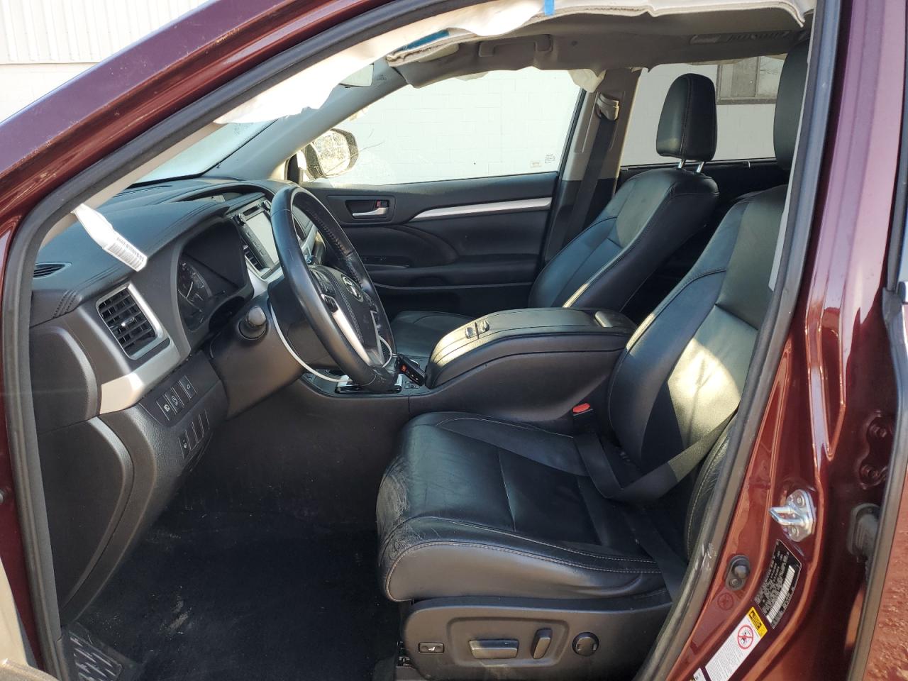 TOYOTA HIGHLANDER SE