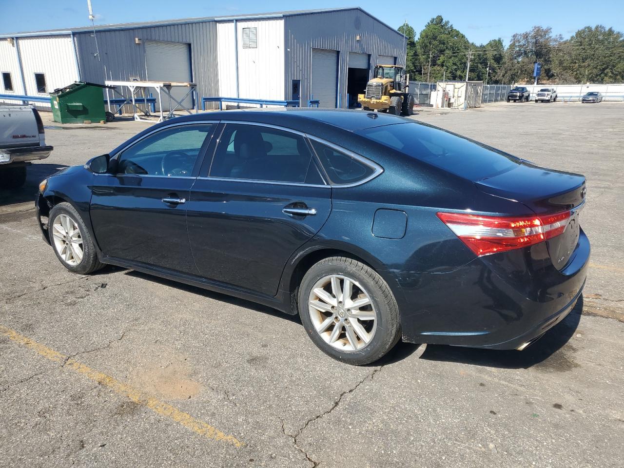 TOYOTA AVALON XLE