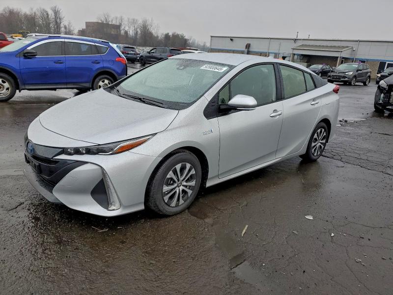 2022 TOYOTA PRIUS PRIM #3310318007