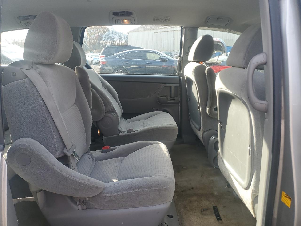 Lot #3286594169 2010 TOYOTA SIENNA CE