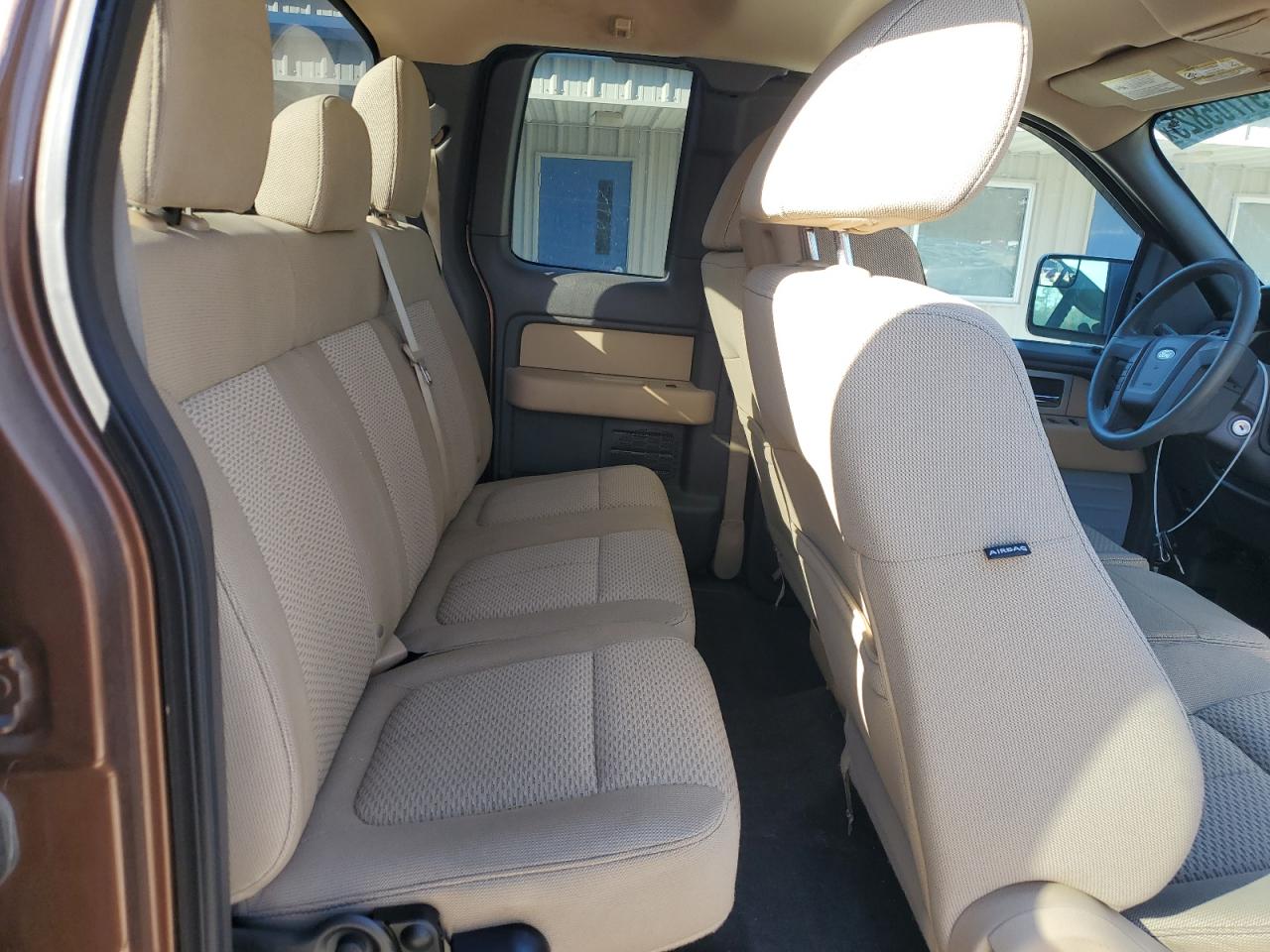 FORD F-150 SUPER CAB