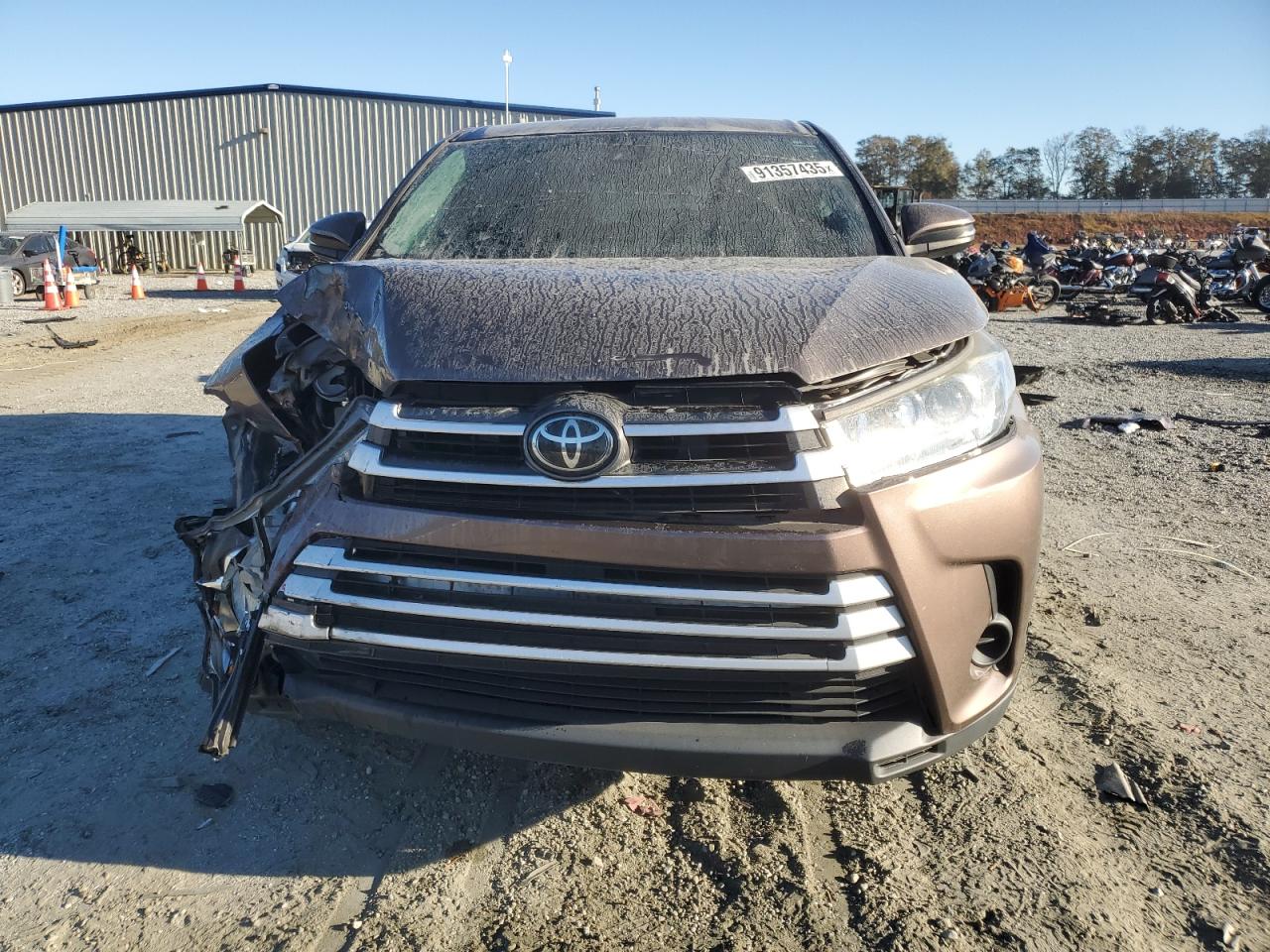 TOYOTA HIGHLANDER LE
