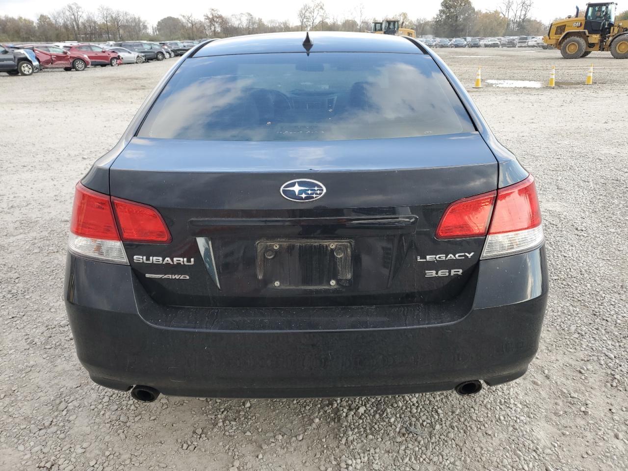 SUBARU LEGACY 3.6R LIMITED