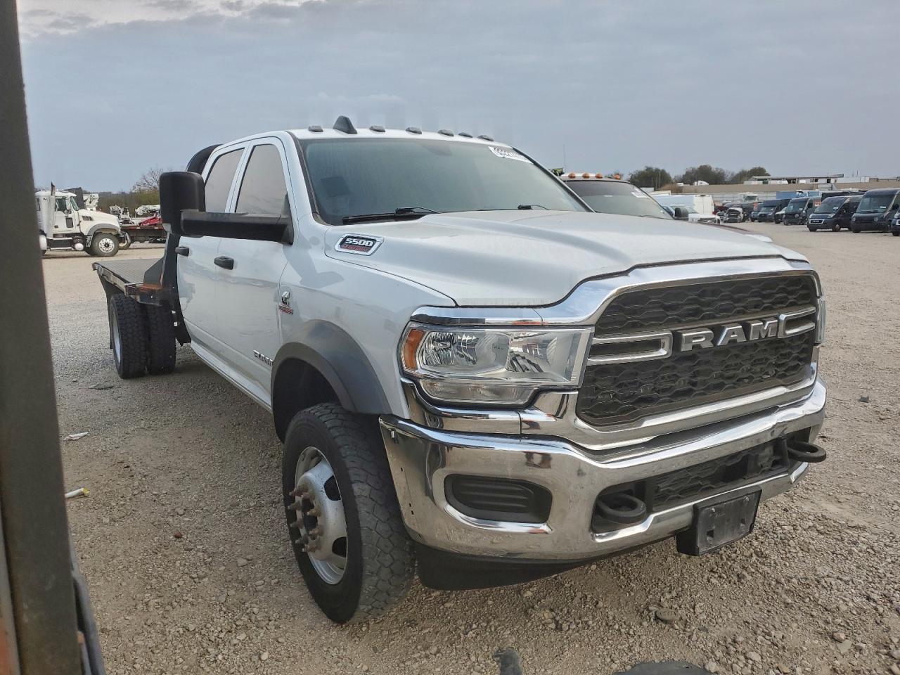 Lot #3296990834 2020 RAM 5500