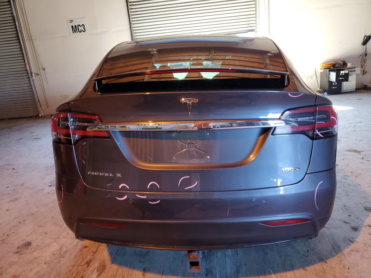 TESLA MODEL X