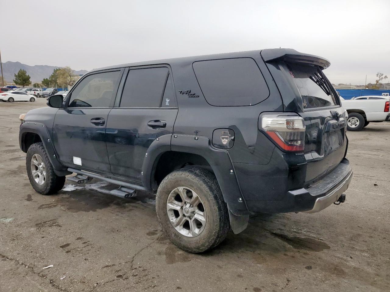 TOYOTA 4RUNNER SR5/SR5 PREMIUM