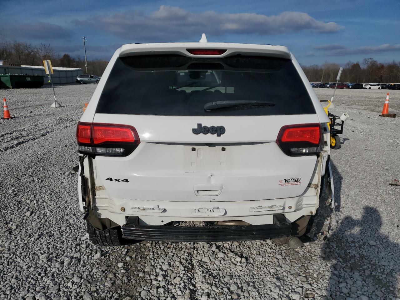 JEEP GRAND CHEROKEE LAREDO