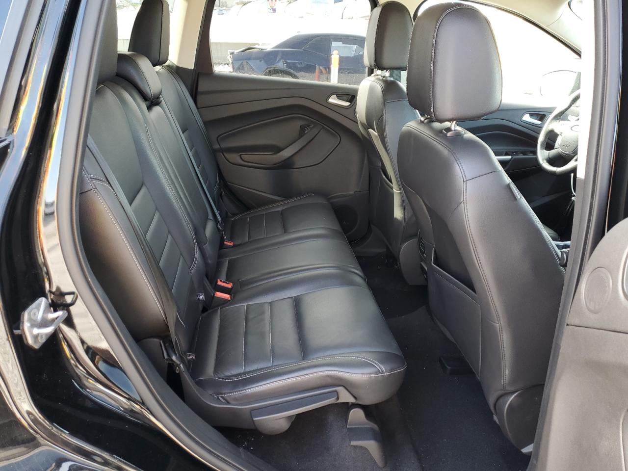 FORD ESCAPE TITANIUM