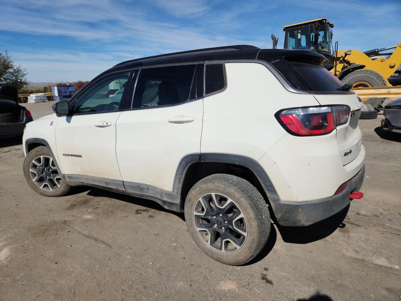 Lot #3311665217 2020 JEEP COMPASS TR